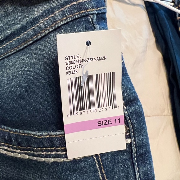 WallFlower Legendary Bootcut Mid-Rise Insta Stretch Size 11 Jeans, Keller color - Picture 3 of 4